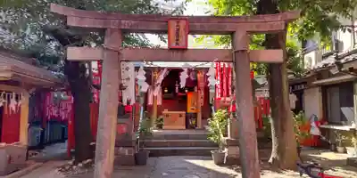 千代田稲荷神社の鳥居