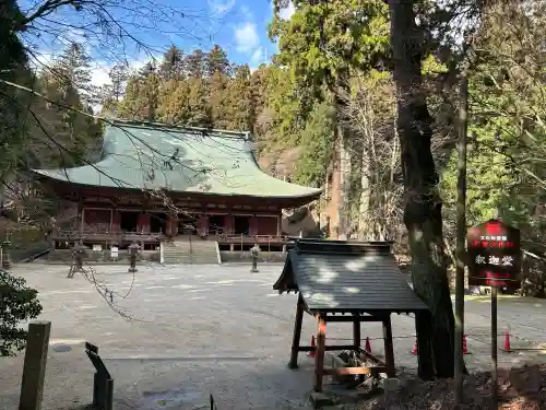 比叡山延暦寺の{uncategorized: "未分類", other: "その他", undefined: "問題あり", building: "その他建物", grave: "お墓", sacred_gate: "鳥居", guardian: "狛犬", statue: "像", buddha: "仏像", history: "歴史", nature: "自然", garden: "庭園", animal: "動物", pagoda: "塔", temizu: "手水舎", mountain_gate: "山門・神門", sanctuary: "本殿・本堂", subordinate: "末社・摂社", art: "芸術", scenery: "景色", jizo: "地蔵", ema: "絵馬", goshuin: "御朱印", omikuji: "おみくじ", items: "授与品その他", amulet: "お守り", goshuincho: "御朱印帳", eats: "食事", festival: "お祭り", votive_dance: "神楽", shichigosan: "七五三参", wedding: "結婚式", experience: "体験その他", initially: "初詣", around: "周辺", anti_infection: "感染症対策"}