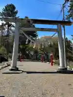 三景天満宮(滝上神社)の{uncategorized: "未分類", other: "その他", undefined: "問題あり", building: "その他建物", grave: "お墓", sacred_gate: "鳥居", guardian: "狛犬", statue: "像", buddha: "仏像", history: "歴史", nature: "自然", garden: "庭園", animal: "動物", pagoda: "塔", temizu: "手水舎", mountain_gate: "山門・神門", sanctuary: "本殿・本堂", subordinate: "末社・摂社", art: "芸術", scenery: "景色", jizo: "地蔵", ema: "絵馬", goshuin: "御朱印", omikuji: "おみくじ", items: "授与品その他", amulet: "お守り", goshuincho: "御朱印帳", eats: "食事", festival: "お祭り", votive_dance: "神楽", shichigosan: "七五三参", wedding: "結婚式", experience: "体験その他", initially: "初詣", around: "周辺", anti_infection: "感染症対策"}