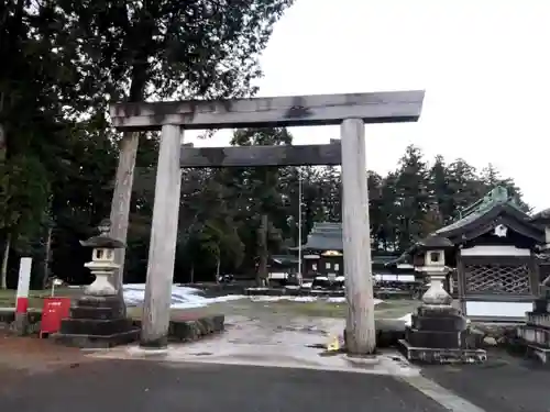 鴨神社の鳥居