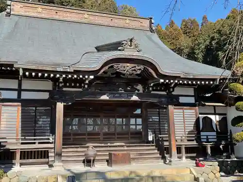 梅岩寺の本殿・本堂