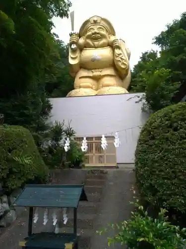 中之嶽神社の像