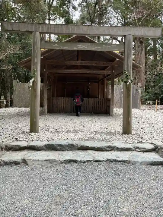 風日祈宮(皇大神宮別宮)の{uncategorized: "未分類", other: "その他", undefined: "問題あり", building: "その他建物", grave: "お墓", sacred_gate: "鳥居", guardian: "狛犬", statue: "像", buddha: "仏像", history: "歴史", nature: "自然", garden: "庭園", animal: "動物", pagoda: "塔", temizu: "手水舎", mountain_gate: "山門・神門", sanctuary: "本殿・本堂", subordinate: "末社・摂社", art: "芸術", scenery: "景色", jizo: "地蔵", ema: "絵馬", goshuin: "御朱印", omikuji: "おみくじ", items: "授与品その他", amulet: "お守り", goshuincho: "御朱印帳", eats: "食事", festival: "お祭り", votive_dance: "神楽", shichigosan: "七五三参", wedding: "結婚式", experience: "体験その他", initially: "初詣", around: "周辺", anti_infection: "感染症対策"}