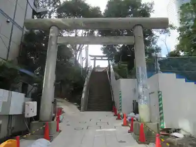 西久保八幡神社の鳥居