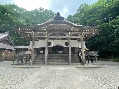 戸隠神社中社の本殿