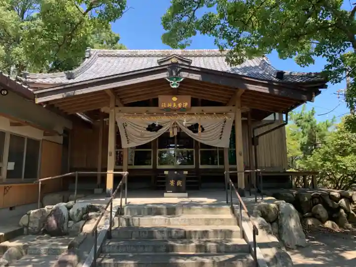 伊曽島神社の本殿・本堂