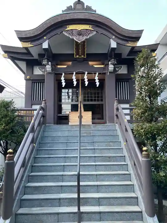 神楽坂若宮八幡神社の本殿・本堂