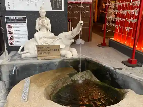 万松寺の手水舎