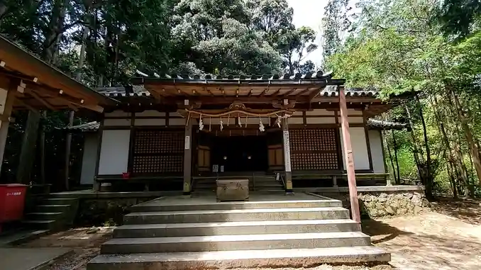 松尾寺の本殿・本堂