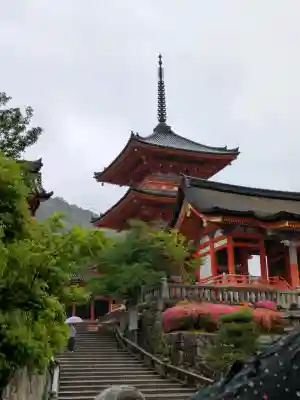 清水寺の{uncategorized: "未分類", other: "その他", undefined: "問題あり", building: "その他建物", grave: "お墓", sacred_gate: "鳥居", guardian: "狛犬", statue: "像", buddha: "仏像", history: "歴史", nature: "自然", garden: "庭園", animal: "動物", pagoda: "塔", temizu: "手水舎", mountain_gate: "山門・神門", sanctuary: "本殿・本堂", subordinate: "末社・摂社", art: "芸術", scenery: "景色", jizo: "地蔵", ema: "絵馬", goshuin: "御朱印", omikuji: "おみくじ", items: "授与品その他", amulet: "お守り", goshuincho: "御朱印帳", eats: "食事", festival: "お祭り", votive_dance: "神楽", shichigosan: "七五三参", wedding: "結婚式", experience: "体験その他", initially: "初詣", around: "周辺", anti_infection: "感染症対策"}