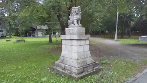 十勝護国神社の狛犬