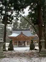 鬼越蒼前神社の本殿・本堂