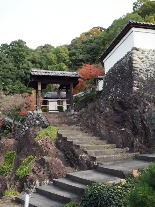 瑞泉寺の山門・神門