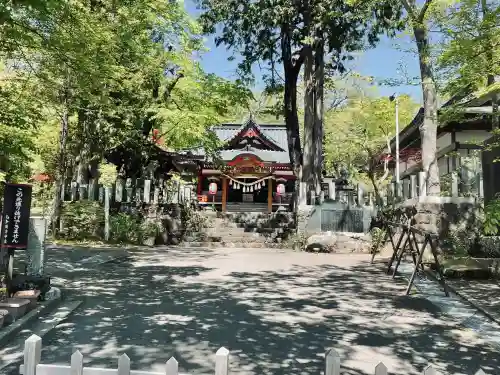 山中諏訪神社の{uncategorized: "未分類", other: "その他", undefined: "問題あり", building: "その他建物", grave: "お墓", sacred_gate: "鳥居", guardian: "狛犬", statue: "像", buddha: "仏像", history: "歴史", nature: "自然", garden: "庭園", animal: "動物", pagoda: "塔", temizu: "手水舎", mountain_gate: "山門・神門", sanctuary: "本殿・本堂", subordinate: "末社・摂社", art: "芸術", scenery: "景色", jizo: "地蔵", ema: "絵馬", goshuin: "御朱印", omikuji: "おみくじ", items: "授与品その他", amulet: "お守り", goshuincho: "御朱印帳", eats: "食事", festival: "お祭り", votive_dance: "神楽", shichigosan: "七五三参", wedding: "結婚式", experience: "体験その他", initially: "初詣", around: "周辺", anti_infection: "感染症対策"}