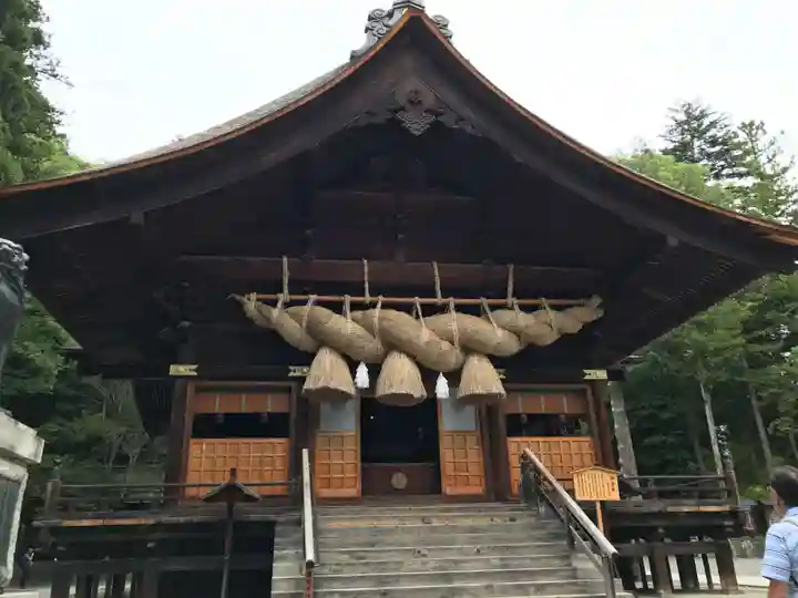 諏訪大社下社秋宮(長野県)