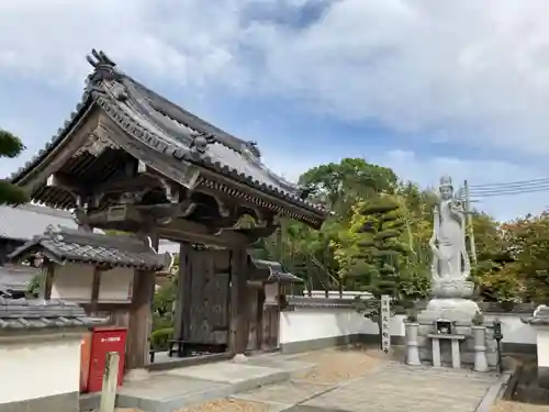 昌岩寺の山門・神門