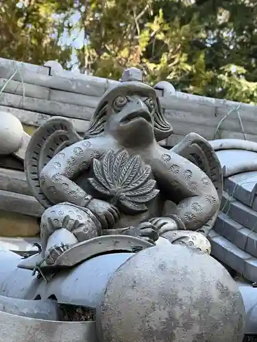 愛知県高浜市春日神社の狛犬