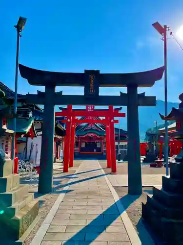 荒熊稲荷神社の鳥居