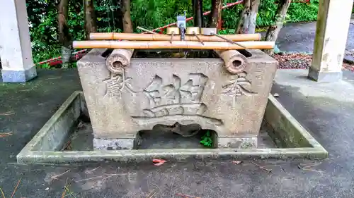 幡頭神社の手水舎