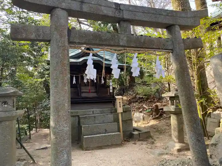 椎尾八幡宮の{uncategorized: "未分類", other: "その他", undefined: "問題あり", building: "その他建物", grave: "お墓", sacred_gate: "鳥居", guardian: "狛犬", statue: "像", buddha: "仏像", history: "歴史", nature: "自然", garden: "庭園", animal: "動物", pagoda: "塔", temizu: "手水舎", mountain_gate: "山門・神門", sanctuary: "本殿・本堂", subordinate: "末社・摂社", art: "芸術", scenery: "景色", jizo: "地蔵", ema: "絵馬", goshuin: "御朱印", omikuji: "おみくじ", items: "授与品その他", amulet: "お守り", goshuincho: "御朱印帳", eats: "食事", festival: "お祭り", votive_dance: "神楽", shichigosan: "七五三参", wedding: "結婚式", experience: "体験その他", initially: "初詣", around: "周辺", anti_infection: "感染症対策"}