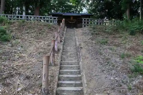 亀岡八幡宮の本殿・本堂