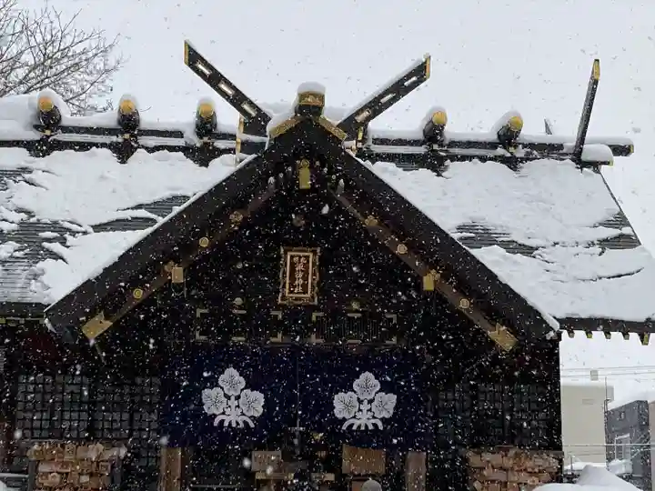 札幌諏訪神社の本殿・本堂