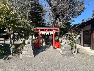 櫻井神社の{uncategorized: "未分類", other: "その他", undefined: "問題あり", building: "その他建物", grave: "お墓", sacred_gate: "鳥居", guardian: "狛犬", statue: "像", buddha: "仏像", history: "歴史", nature: "自然", garden: "庭園", animal: "動物", pagoda: "塔", temizu: "手水舎", mountain_gate: "山門・神門", sanctuary: "本殿・本堂", subordinate: "末社・摂社", art: "芸術", scenery: "景色", jizo: "地蔵", ema: "絵馬", goshuin: "御朱印", omikuji: "おみくじ", items: "授与品その他", amulet: "お守り", goshuincho: "御朱印帳", eats: "食事", festival: "お祭り", votive_dance: "神楽", shichigosan: "七五三参", wedding: "結婚式", experience: "体験その他", initially: "初詣", around: "周辺", anti_infection: "感染症対策"}