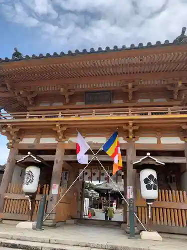 総持寺の山門・神門