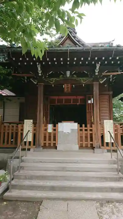 東官守稲荷神社の本殿・本堂