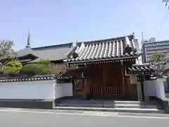 青蓮寺の山門