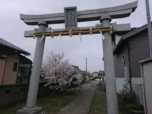 黒龍神社の鳥居