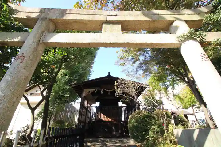 白山神社の鳥居