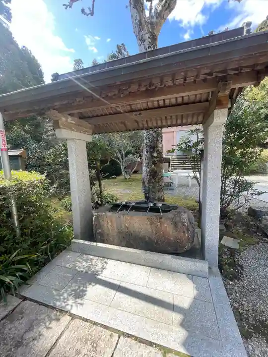 東山寺の手水舎