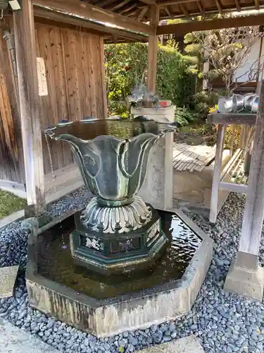 淨橋寺の手水舎