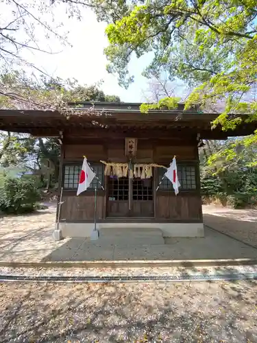 堤八幡宮の本殿