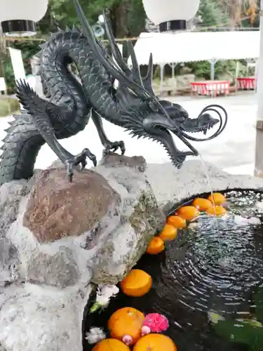 出雲大社相模分祠の手水舎