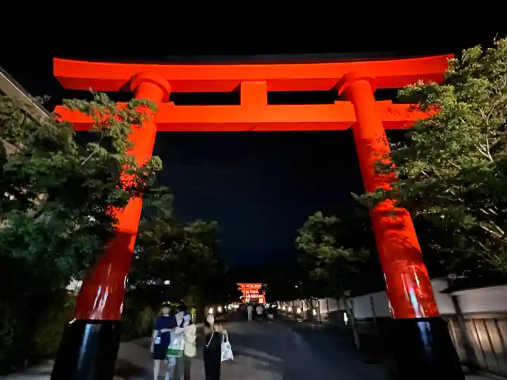 伏見稲荷大社(京都府)