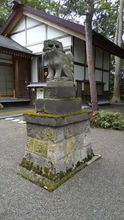 旭川神社の狛犬