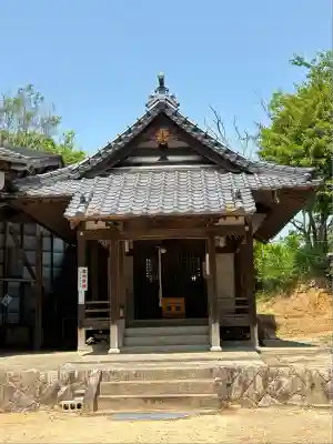 松峯河内神社の本殿・本堂