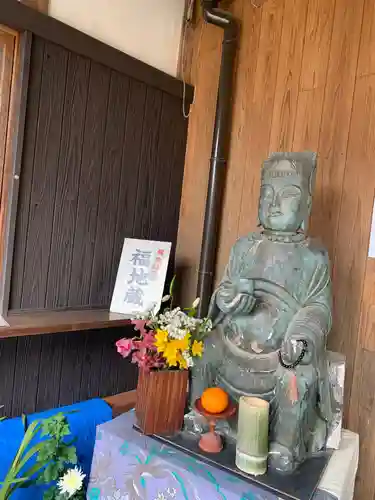 閼伽井坊の地蔵