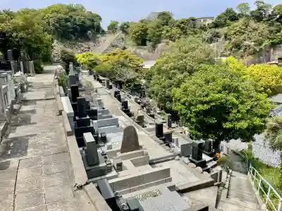 浄土寺の{uncategorized: "未分類", other: "その他", undefined: "問題あり", building: "その他建物", grave: "お墓", sacred_gate: "鳥居", guardian: "狛犬", statue: "像", buddha: "仏像", history: "歴史", nature: "自然", garden: "庭園", animal: "動物", pagoda: "塔", temizu: "手水舎", mountain_gate: "山門・神門", sanctuary: "本殿・本堂", subordinate: "末社・摂社", art: "芸術", scenery: "景色", jizo: "地蔵", ema: "絵馬", goshuin: "御朱印", omikuji: "おみくじ", items: "授与品その他", amulet: "お守り", goshuincho: "御朱印帳", eats: "食事", festival: "お祭り", votive_dance: "神楽", shichigosan: "七五三参", wedding: "結婚式", experience: "体験その他", initially: "初詣", around: "周辺", anti_infection: "感染症対策"}