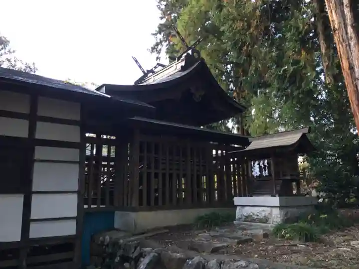 玉諸神社の本殿・本堂