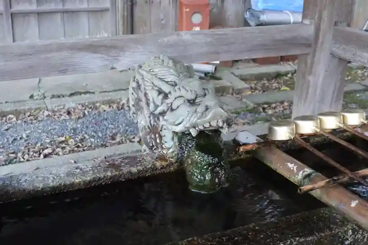 毘沙門堂門跡の手水舎