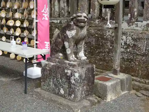 伊古奈比咩命神社の狛犬