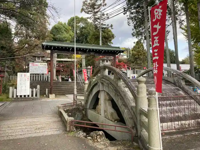 針綱神社の建物その他