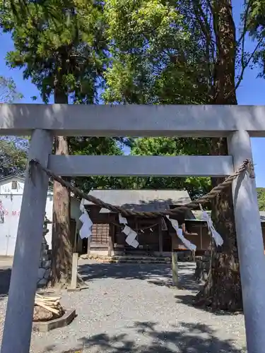 三嶋神社の鳥居