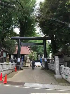 高円寺氷川神社の鳥居