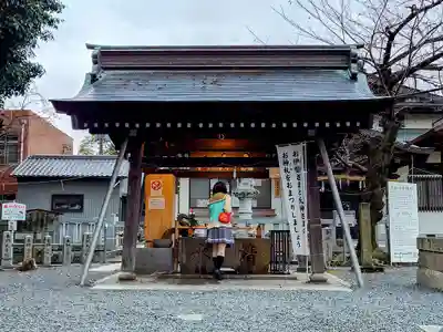 白山神社(二子町)の手水舎