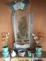 下市磨崖仏の本殿・本堂