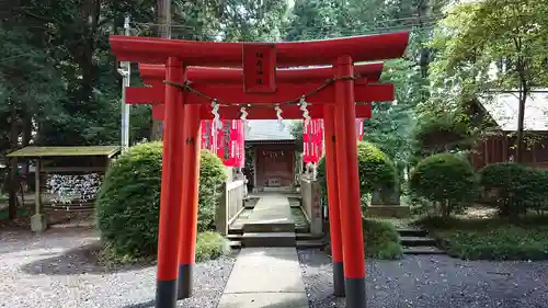 諏訪神社の鳥居